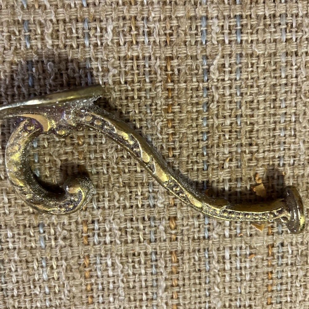 Hook - Picture 4 of 5